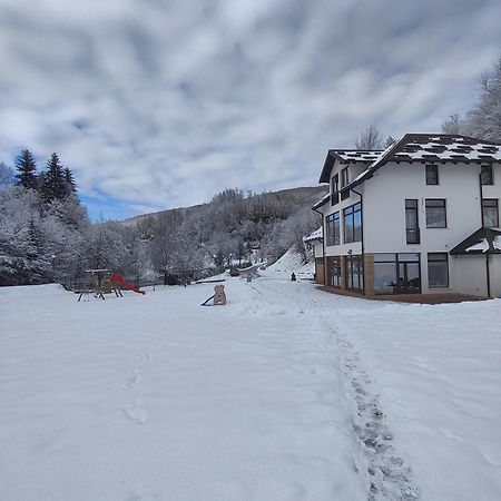 Zlatarska Dolina Acomodação com café da manhã Nova Varoš Exterior foto
