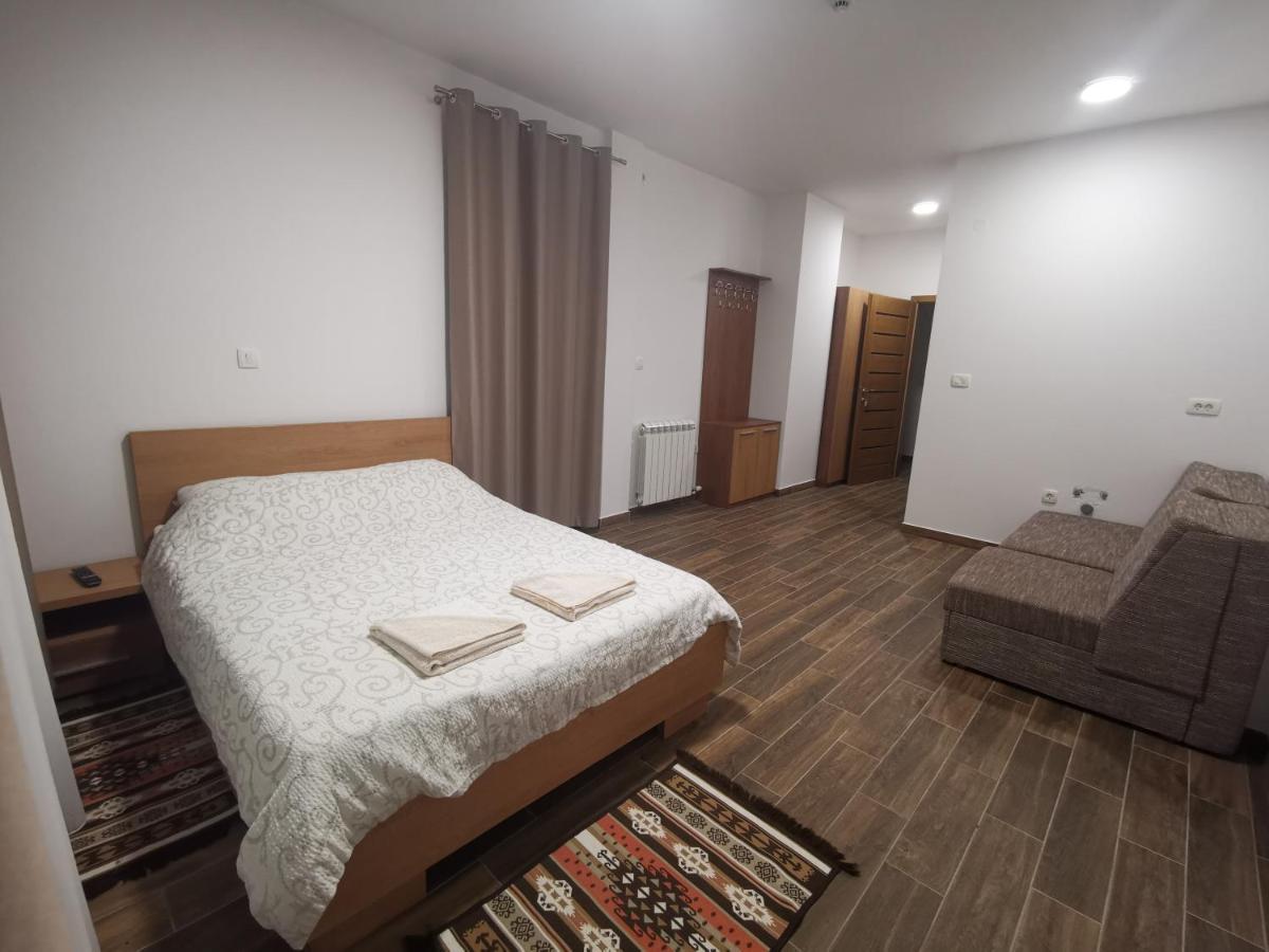 Zlatarska Dolina Acomodação com café da manhã Nova Varoš Exterior foto