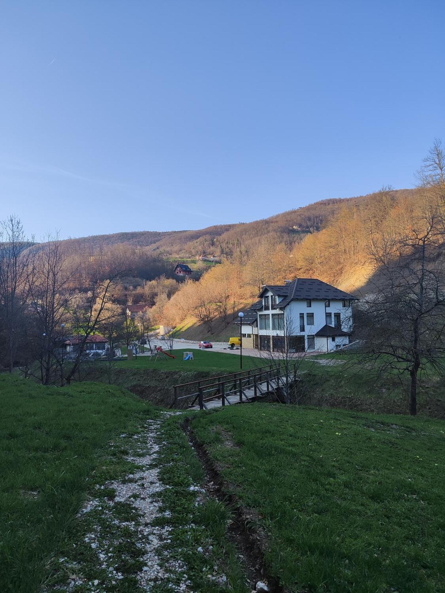 Zlatarska Dolina Acomodação com café da manhã Nova Varoš Exterior foto